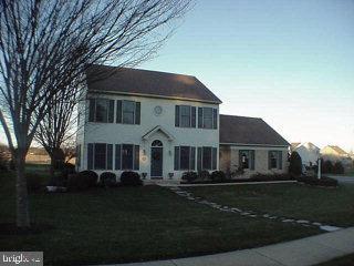 327 Portland Place Lititz, PA 17543 - Photo 1 of 10