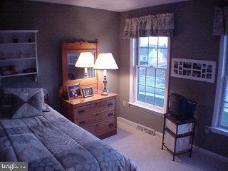 327 Portland Place Lititz, PA 17543 - Photo 6 of 10