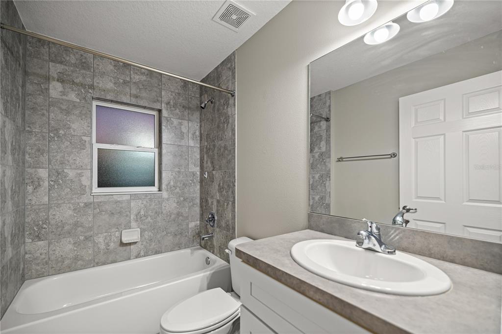 1453 Northeast 161st Place Citra, FL 32113 - Photo 13 of 22