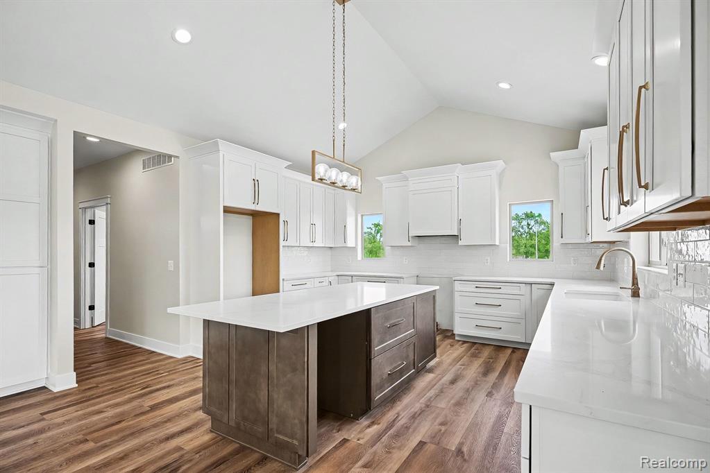 57560 Omo Road Ray, MI 48096 - Photo 12 of 44