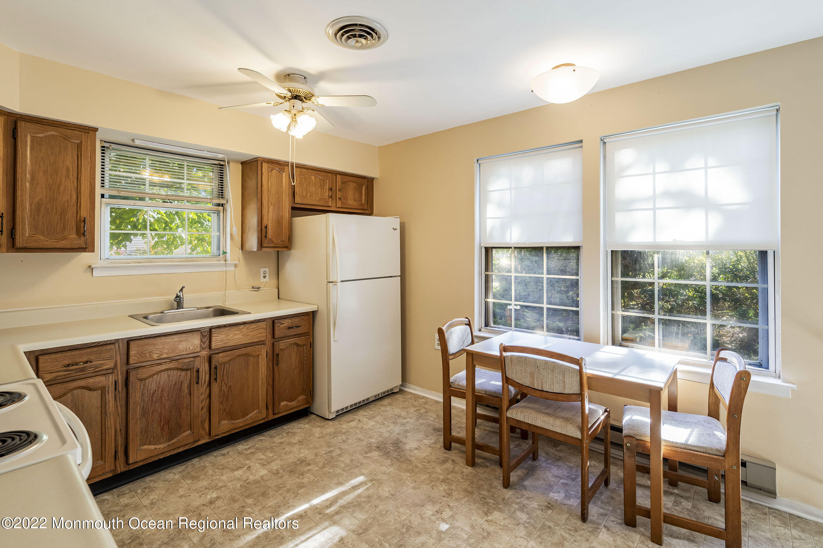 28 A Mill Road Whiting, NJ 08759 - Photo 7 of 25 Kitchen1a