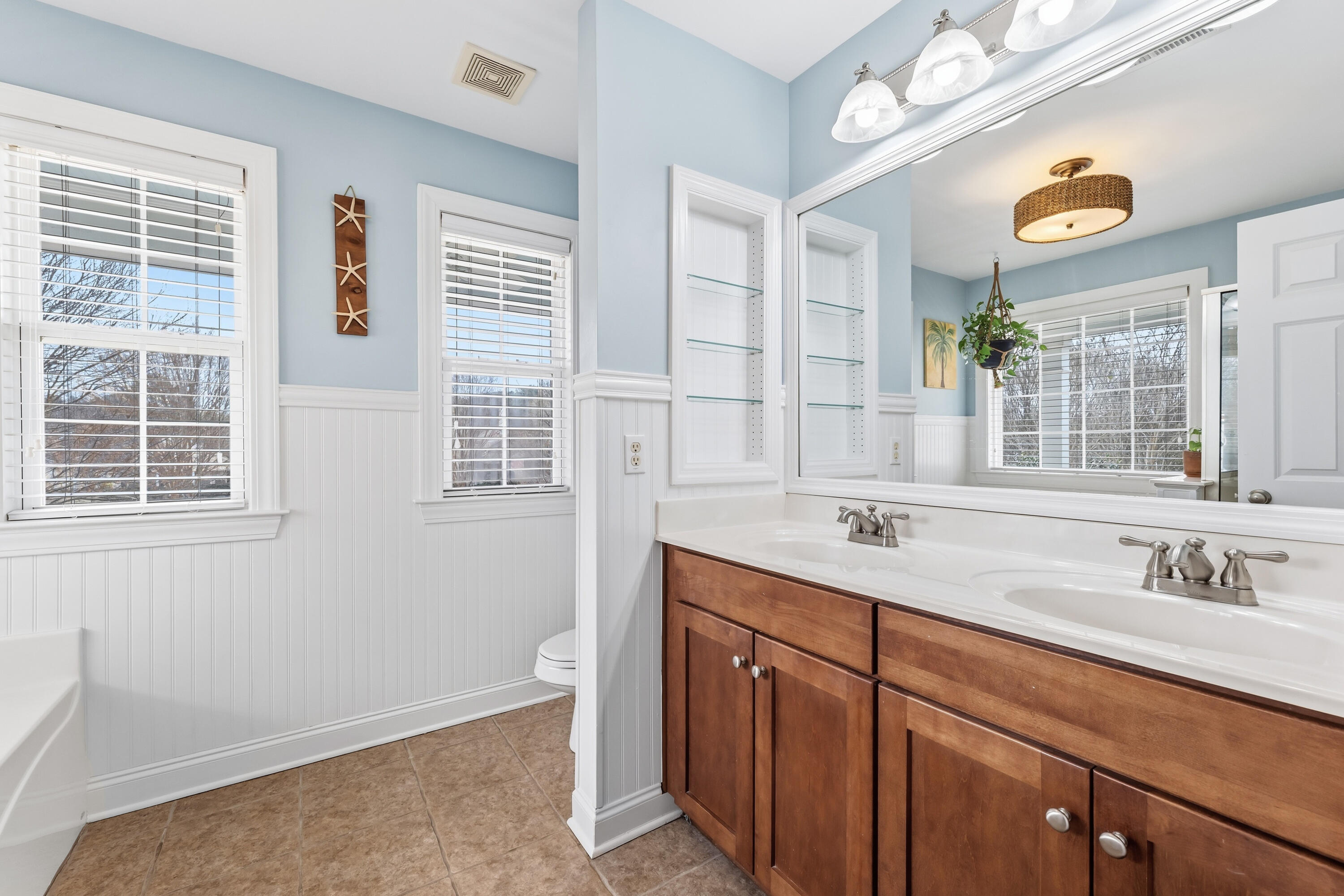 136 Red Leaf Boulevard Moncks Corner, SC 29461 - Photo 27 of 44 Primary Bathroom