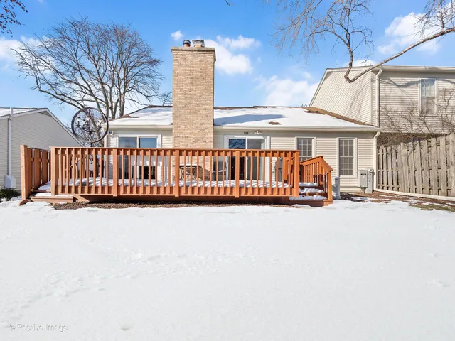 $525,000 | 1961 Wexford Circle, Wheaton, IL 60189