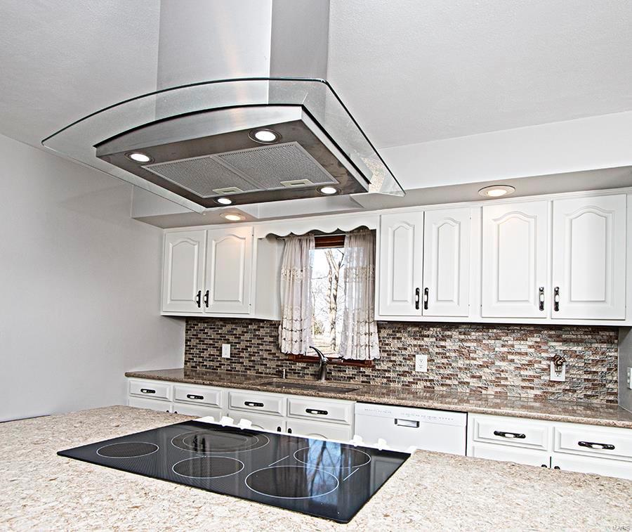14836 Sportsmen Road Trenton, IL 62293 - Photo 34 of 69 Gallery Image 34