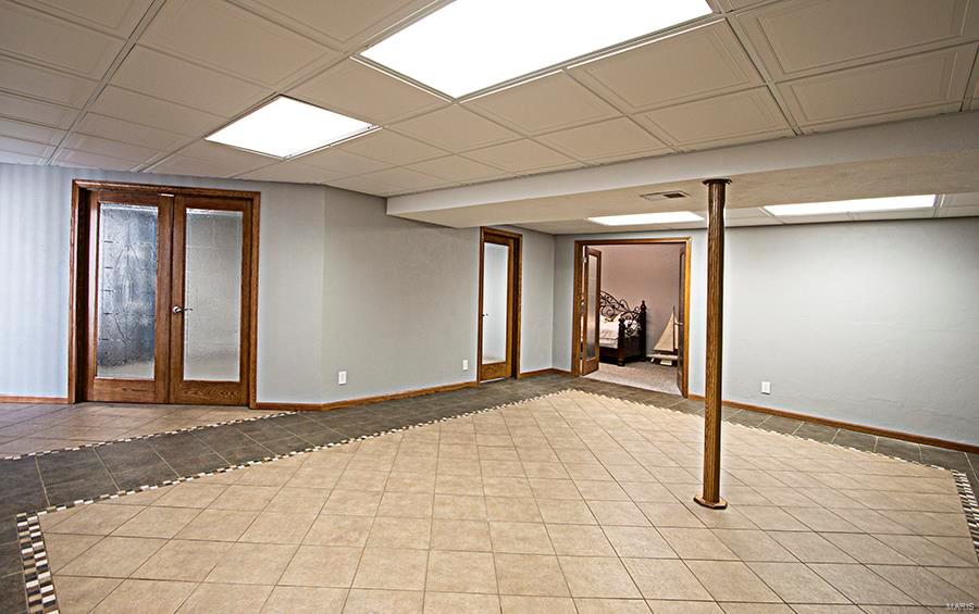 14836 Sportsmen Road Trenton, IL 62293 - Photo 39 of 69 Gallery Image 39