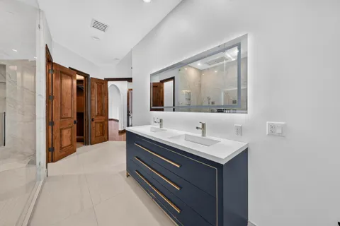$3,400,000 | 2719 Northeast 19th Street, Fort Lauderdale, FL 33305