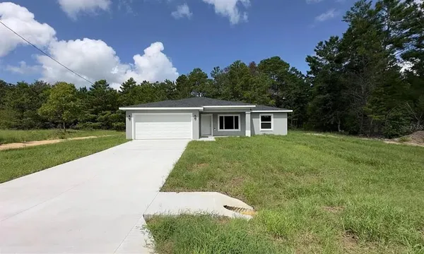 $245,000 | 122 Malauka Loop, Ocklawaha, FL 32179