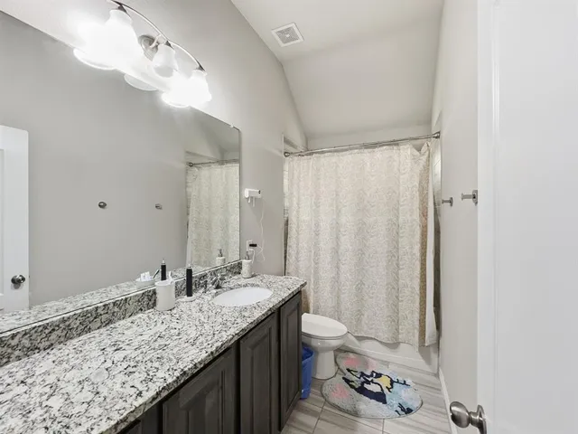 $2,850 | 11841 Kynborrow Road, Fort Worth, TX 76052