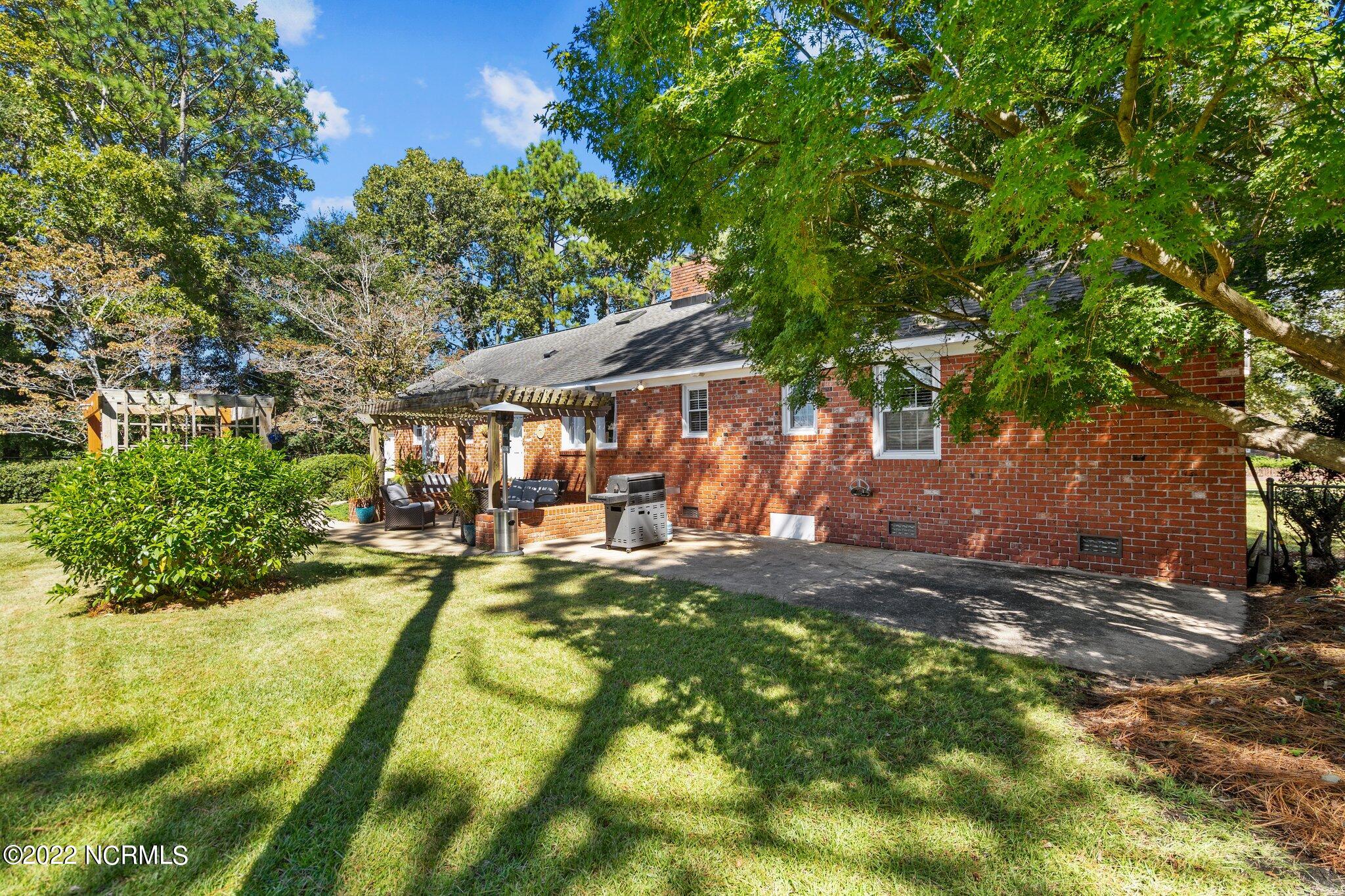 122 Partridge Road Wilmington, NC 28412 - Photo 9 of 52 10-web-or-mls-DSC08948