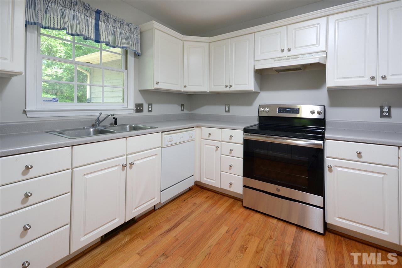 3216 Cromwell Road Durham, NC 27705 - Photo 7 of 19 Gallery Image 7