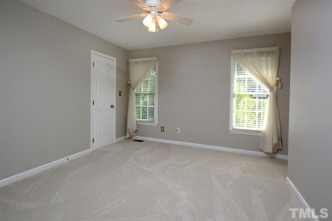 3216 Cromwell Road Durham, NC 27705 - Photo 9 of 19 Gallery Image 9