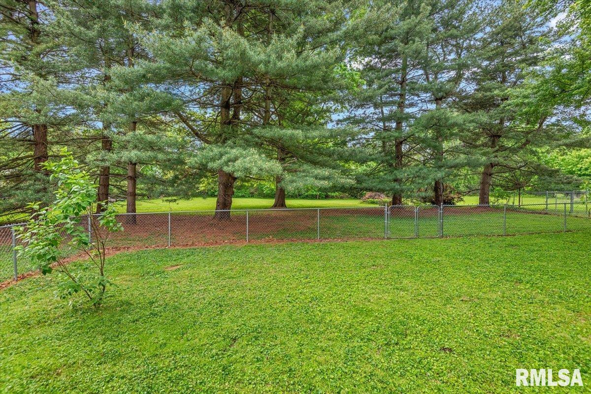 2630 Piper Lane Springfield, IL 62707 - Photo 23 of 29 Gallery Image 23