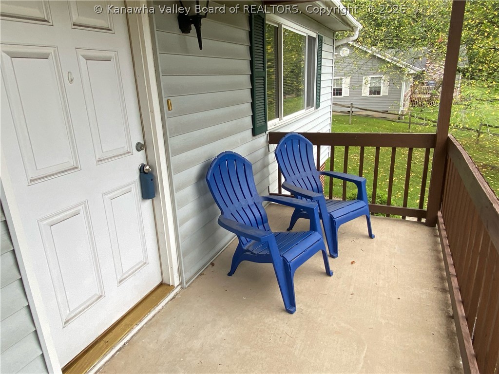 2239 Smith Road Charleston, WV 25314 - Photo 2 of 22 Gallery Image 2