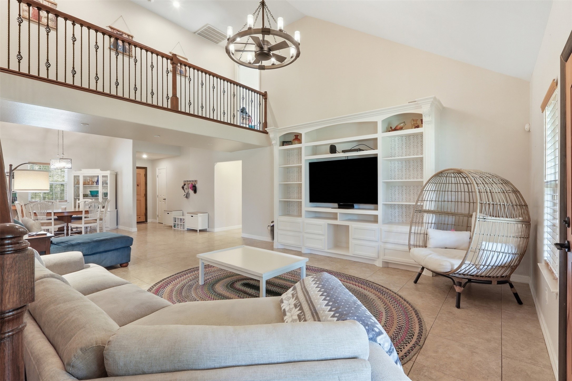 10695 White Rock Road Conroe, TX 77306 - Photo 6 of 48 High Ceilings in Living