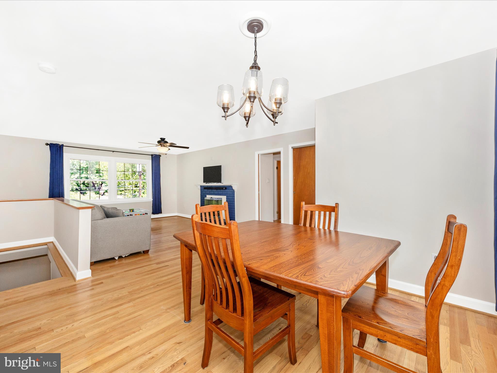 13826 Northcrest Road Hagerstown, MD 21742 - Photo 11 of 51 Dining Room