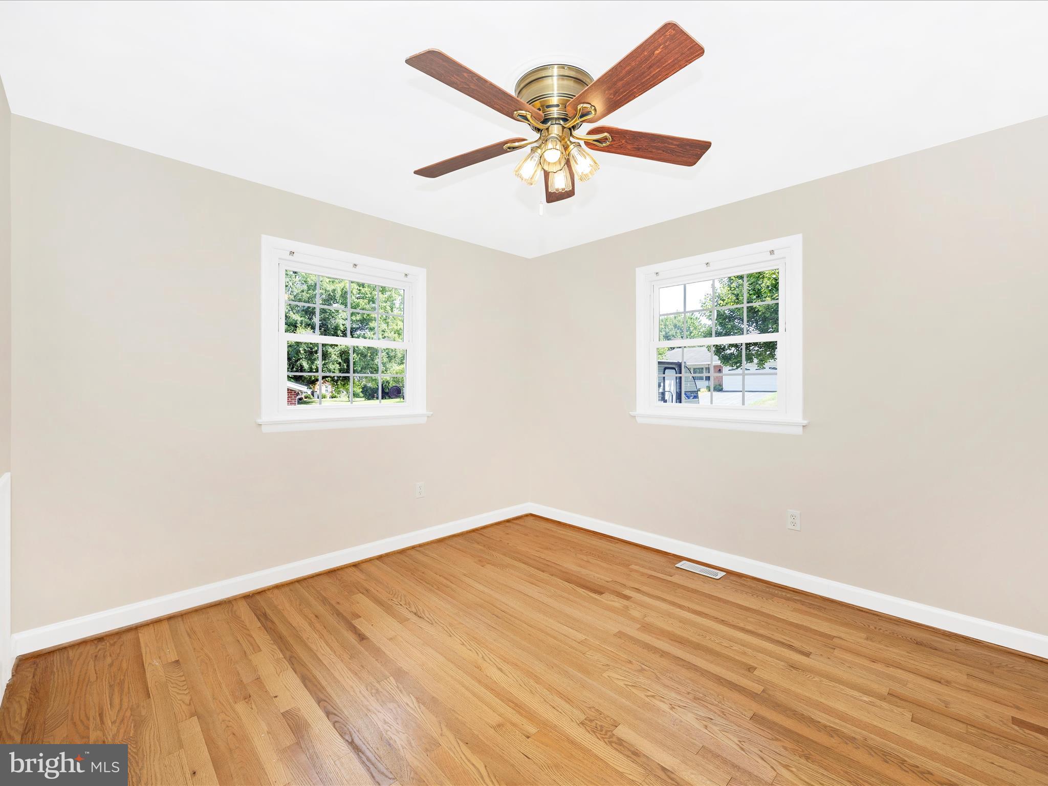 13826 Northcrest Road Hagerstown, MD 21742 - Photo 22 of 51 Bedroom 2