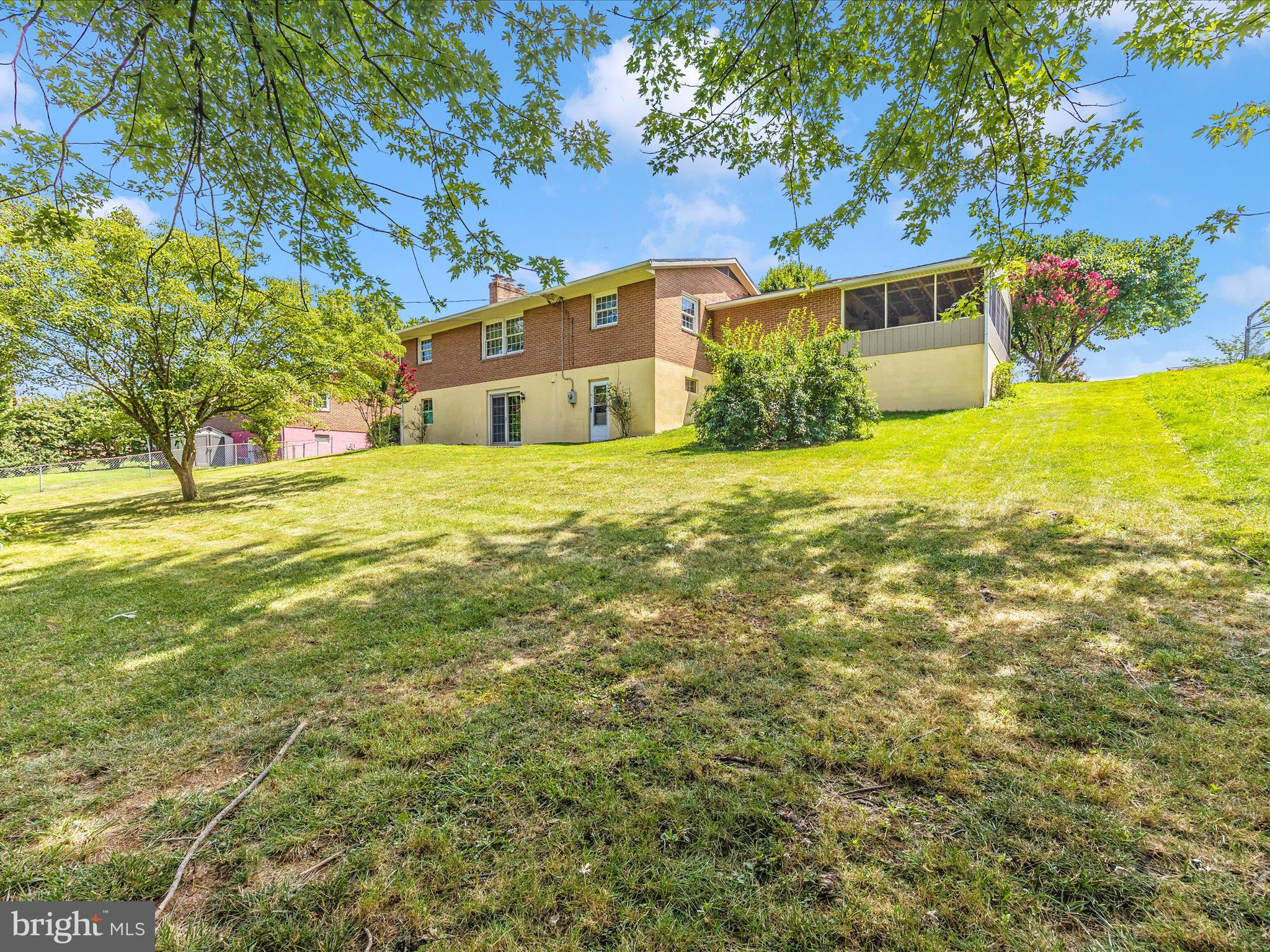 13826 Northcrest Road Hagerstown, MD 21742 - Photo 40 of 51 Exterior Back