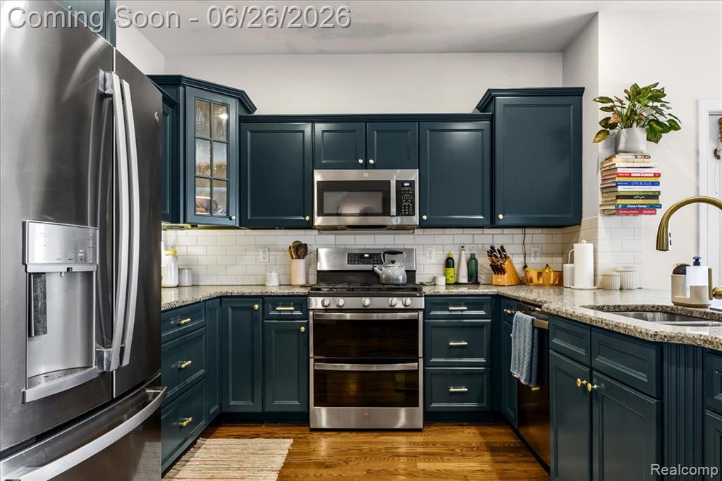 124 Woodside Road Royal Oak, MI 48073 - Photo 8 of 41