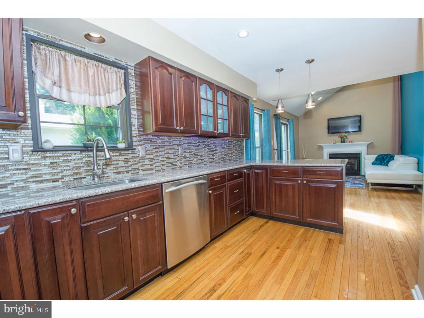 293 Sugartown Road Wayne, PA 19087 - Photo 7 of 25 Kitchen