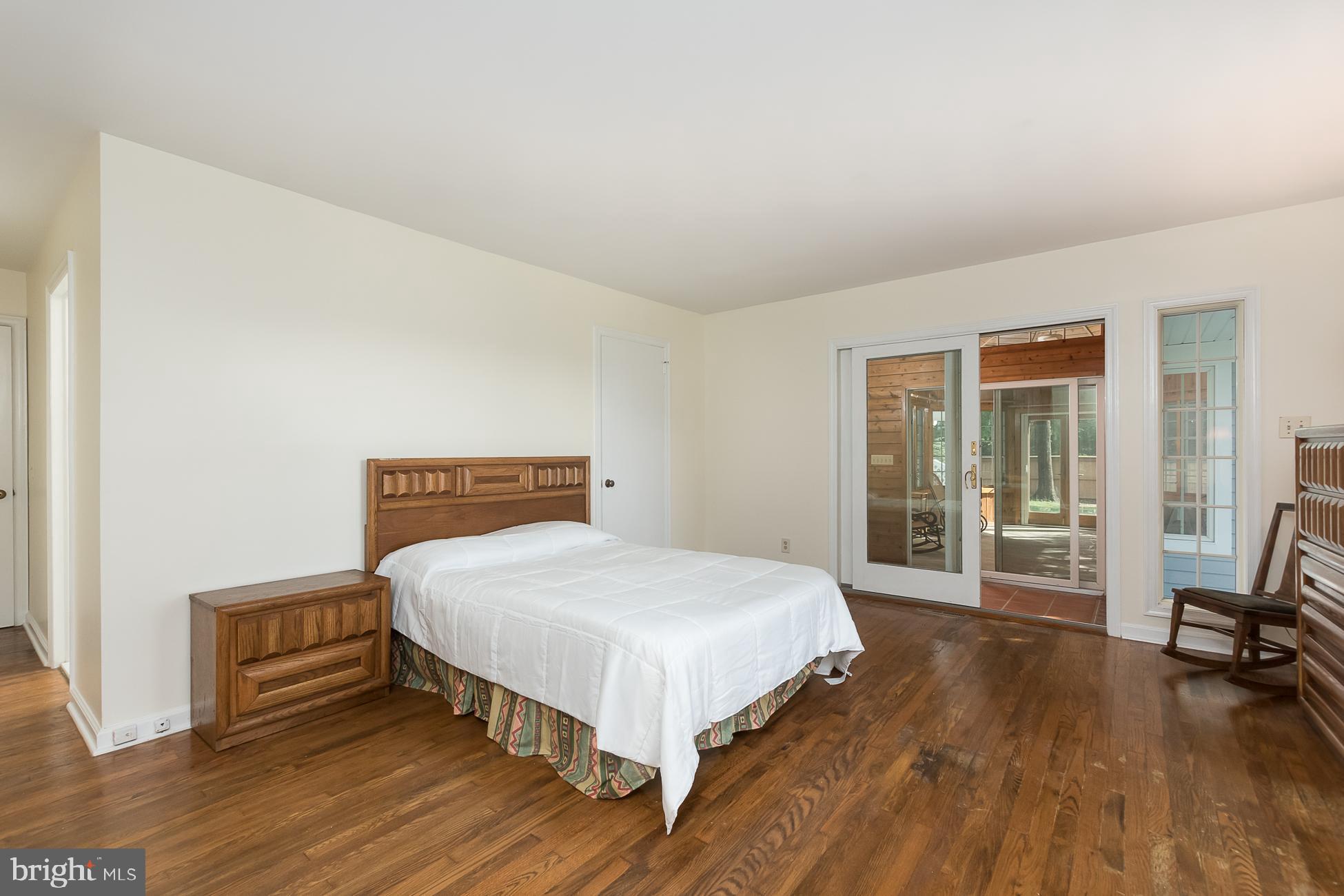 1040 Mercer Road Princeton, NJ 08540 - Photo 16 of 44 First Floor Owners' Suite