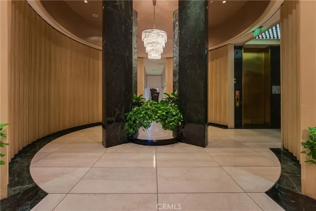 $14,000 | 10750 Wilshire Boulevard, Unit 901, Los Angeles, CA 90024