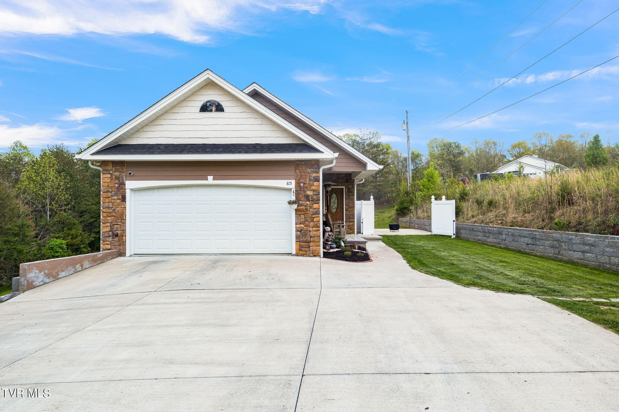 815 Bill Jones Road Afton, TN 37616 - Photo 2 of 27 1-web-or-mls-IMG_0794 copy