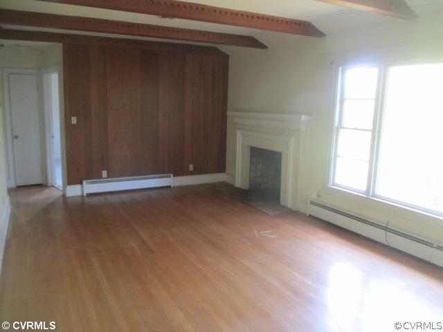7307 Joseph Lewis Road Gloucester Point, VA 23062 - Photo 2 of 10 Living Room