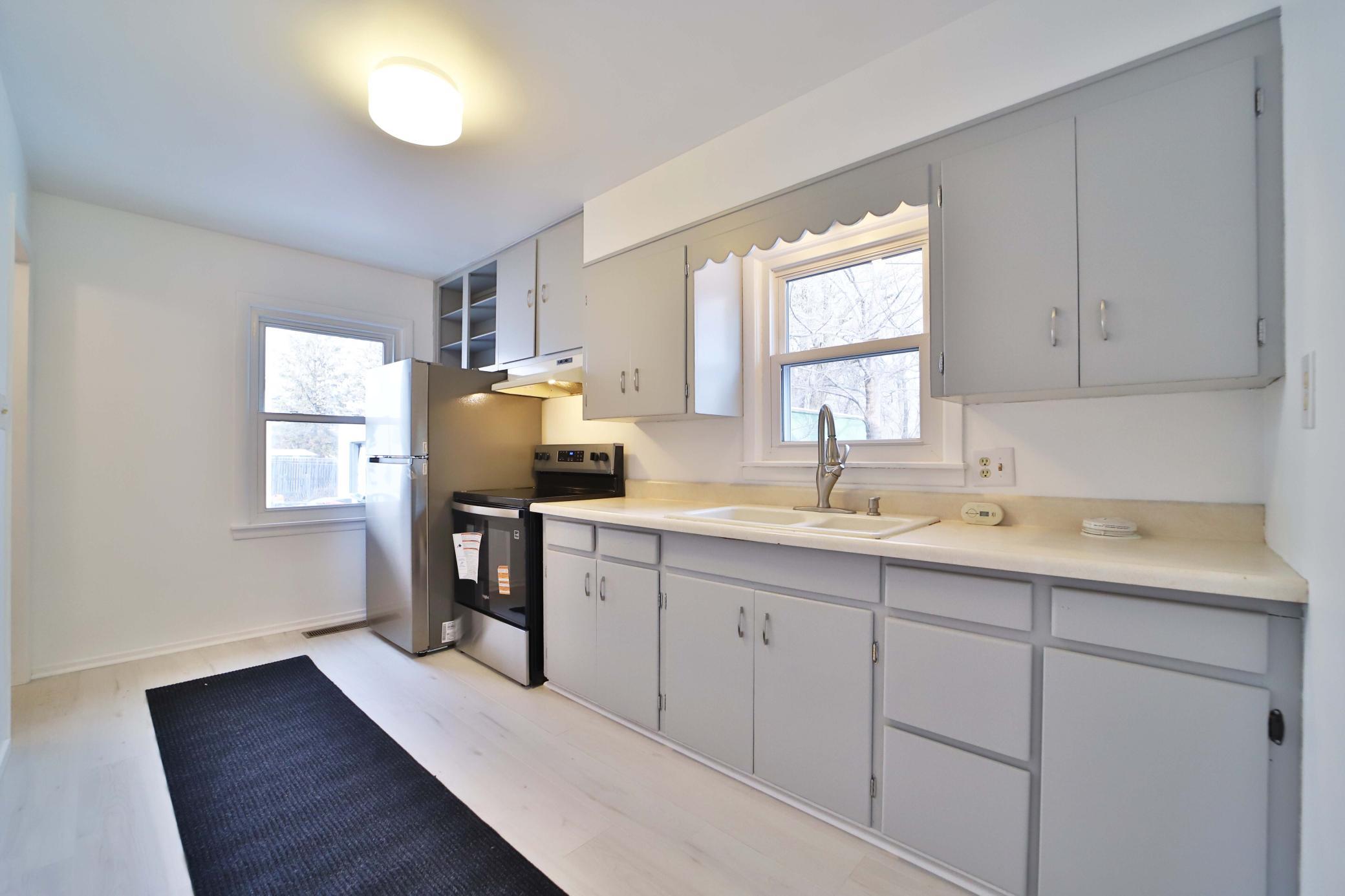 1219 South 9th Street Brainerd, MN 56401 - Photo 3 of 32