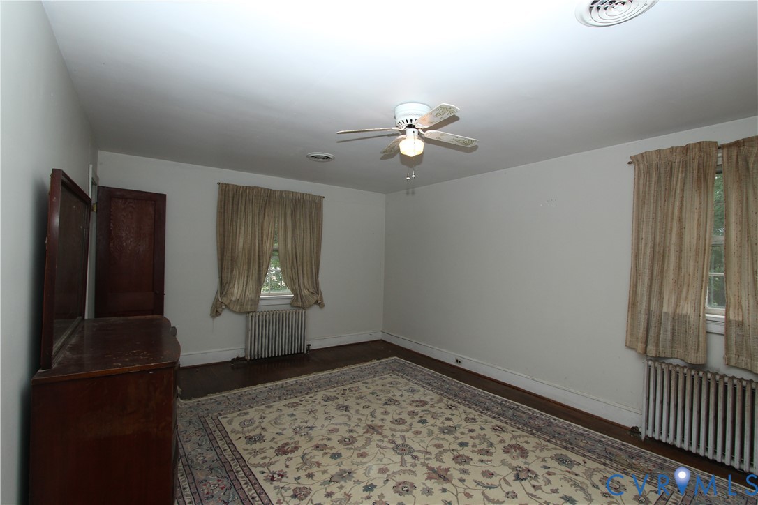 17037 Beaver Dam Road Beaverdam, VA 23015 - Photo 12 of 27 an empty room with windows