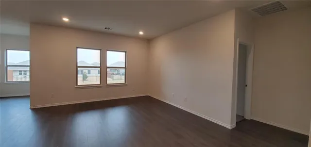 $2,600 | 813 Fueller Drive, Aubrey, TX 76227