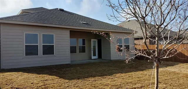 $2,600 | 813 Fueller Drive, Aubrey, TX 76227