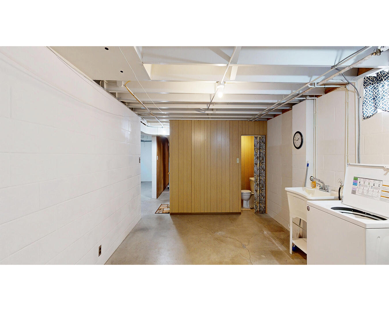 1525 George Street Manitowoc, WI 54220 - Photo 18 of 29 Functional toilet in laundry room