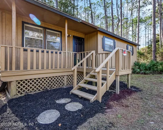 $259,000 | 20 North Dolphin Avenue, Middleburg, FL 32068