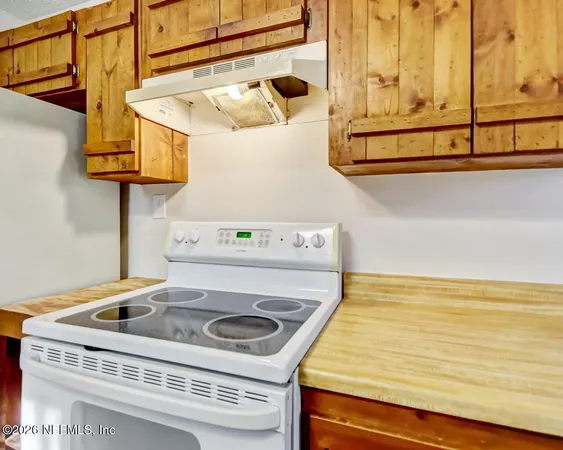 $239,000 | 20 North Dolphin Avenue, Middleburg, FL 32068