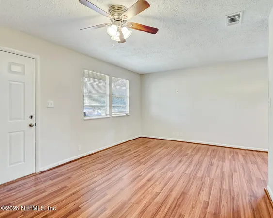 $239,000 | 20 North Dolphin Avenue, Middleburg, FL 32068