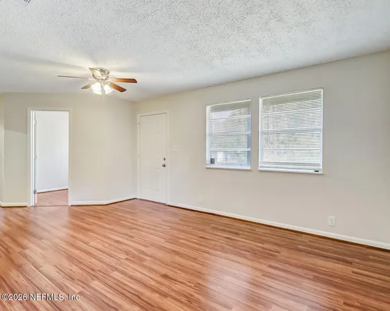 $239,000 | 20 North Dolphin Avenue, Middleburg, FL 32068