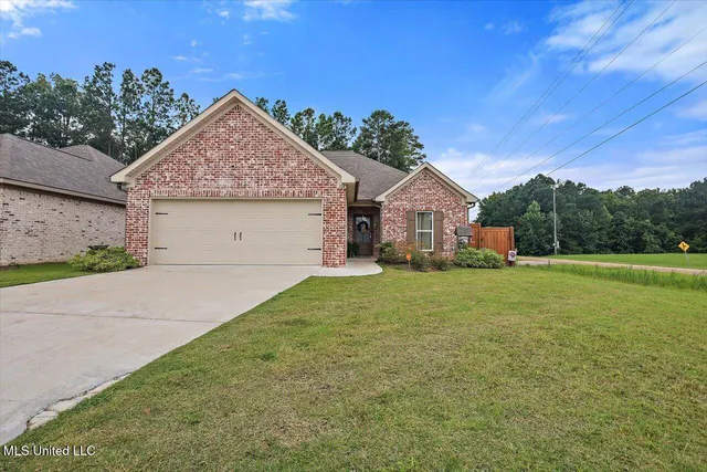 $323,500 | 104 Shelby Mae Circle, Brandon, MS 39042