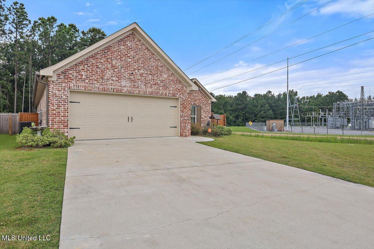 104 Shelby Mae Circle Brandon, MS 39042 - Photo 3 of 29 03-104 Shelby Mae Cir