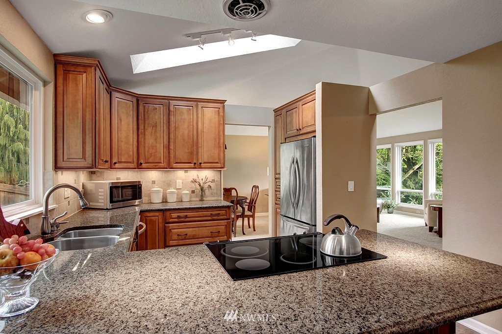 23 236th Place Southwest Bothell, WA 98021 - Photo 12 of 20
