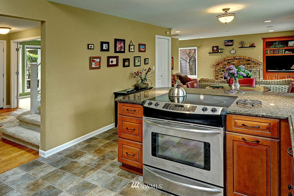 23 236th Place Southwest Bothell, WA 98021 - Photo 13 of 20