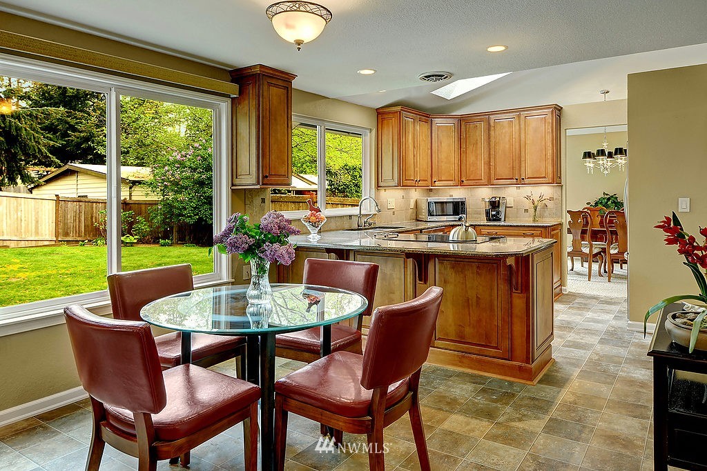 23 236th Place Southwest Bothell, WA 98021 - Photo 10 of 20