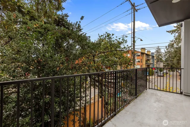 $795,000 | 13347 Greenwood Avenue North, Unit C, Seattle, WA 98133