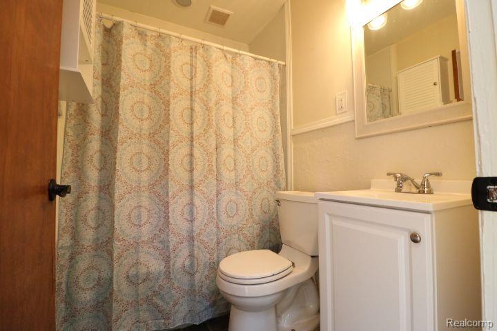 1209 Adams Street Lapeer, MI 48446 - Photo 8 of 14