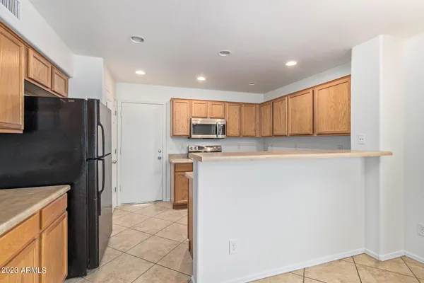 $2,175 | 2521 West Desert Spring Way, San Tan Valley, AZ 85144
