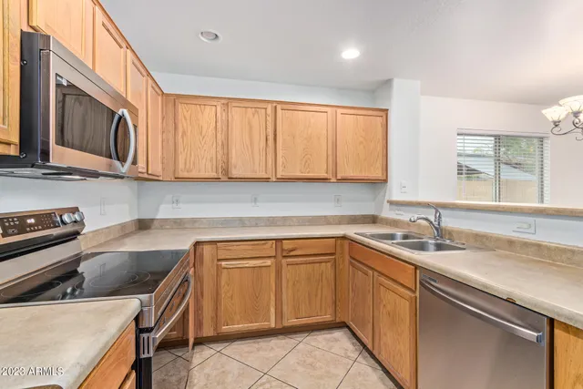 $2,100 | 2521 West Desert Spring Way, Queen Creek, AZ 85144