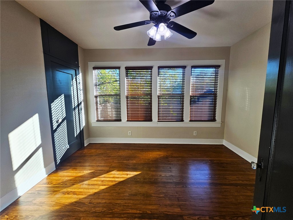 624 South Austin Street Seguin, TX 78155 - Photo 26 of 38