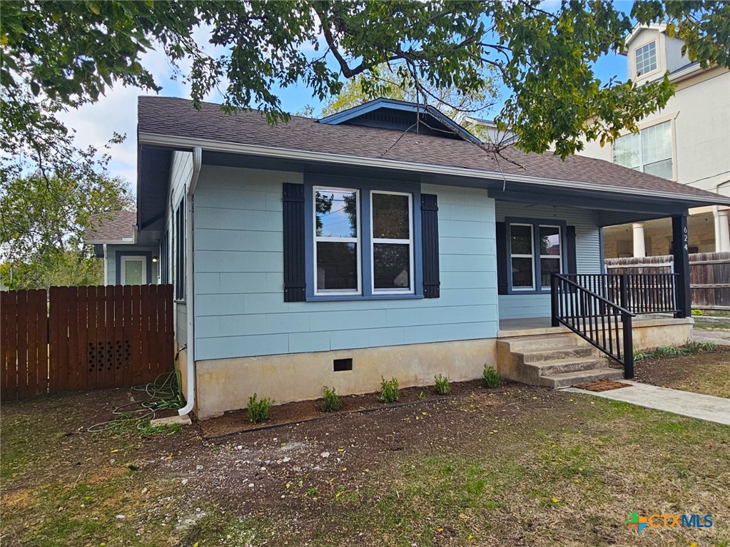 624 South Austin Street Seguin, TX 78155 - Photo 6 of 38