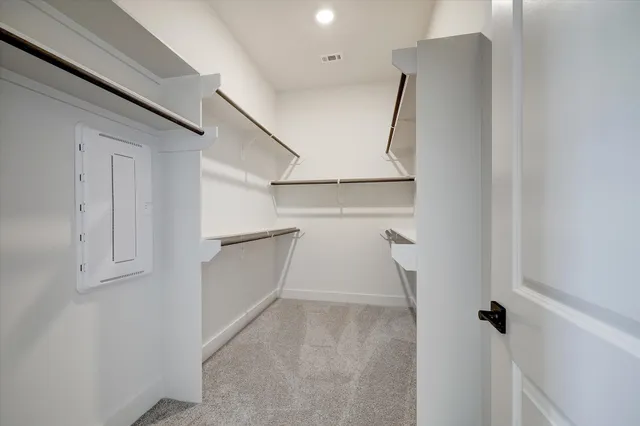 $2,400 | 5246 Texas Street, Houston, TX 77011