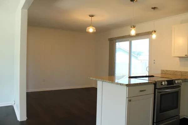 $2,400 | 7744 Allwood Avenue, North Charleston, SC 29418