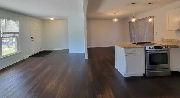 $2,400 | 7744 Allwood Avenue, North Charleston, SC 29418